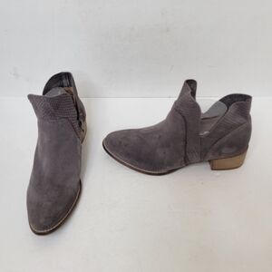 Seychelles Score Booties Size 8.5 Charcoal Gray Suede Ankle Boots